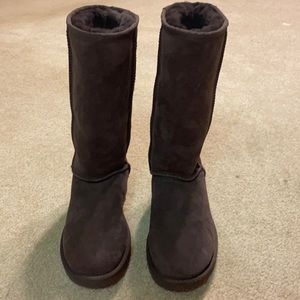 COPY - Brown UGG’s